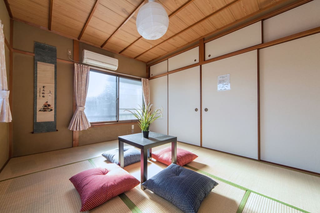 2nd floor
京都観光にとっても便利!!
Our house is very convenient place to do Kyoto sightseeing