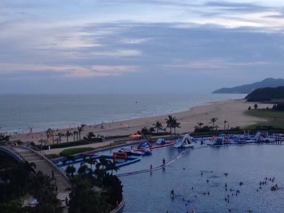 夕阳下的海天一色 美不胜收