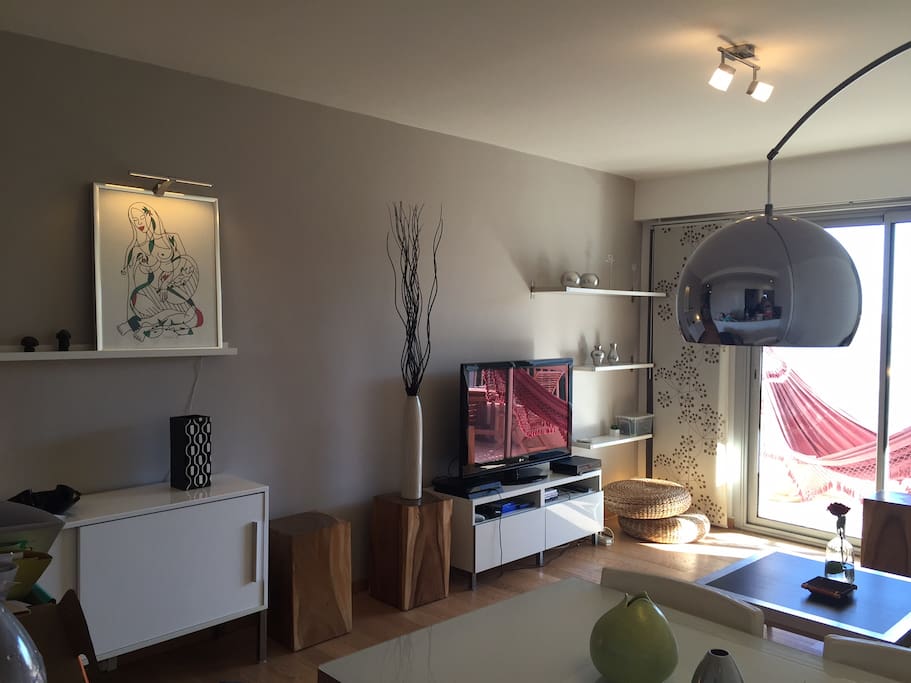 Living Room & TV