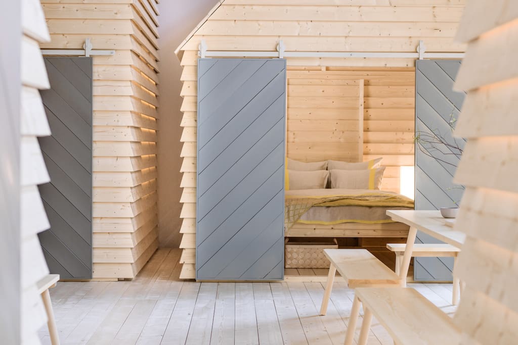KOTI (Finnish for "home") transforms the premises of Tori Quarters Sofiankatu 4 to bring the magic of the communal cottage experience in the very heart of Helsinki.