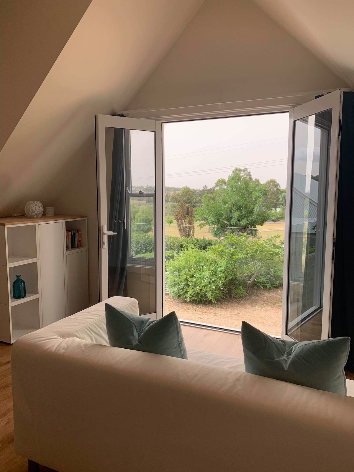 Popular Airbnb listing: The Loft, Lovedale in Lovedale