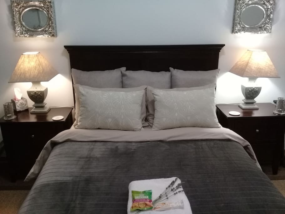 Double bed with good linen