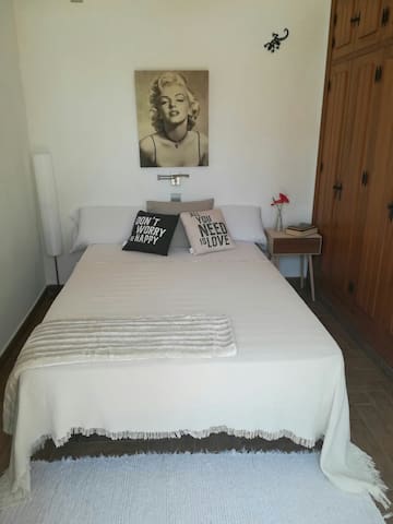 Cozy double room in Estepona Center