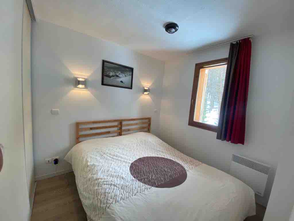 Საძინებელი 1