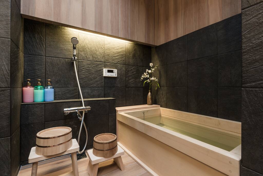 Hinoki wood bathtab !!