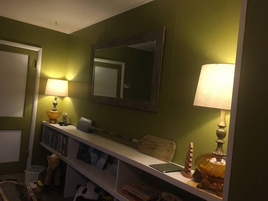 We love the antique lamps, they add a soothing light, even the bases light up!