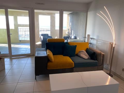 Top Airbnb: 3 bedrooms between sea and pond, panoramic terrace in Sète