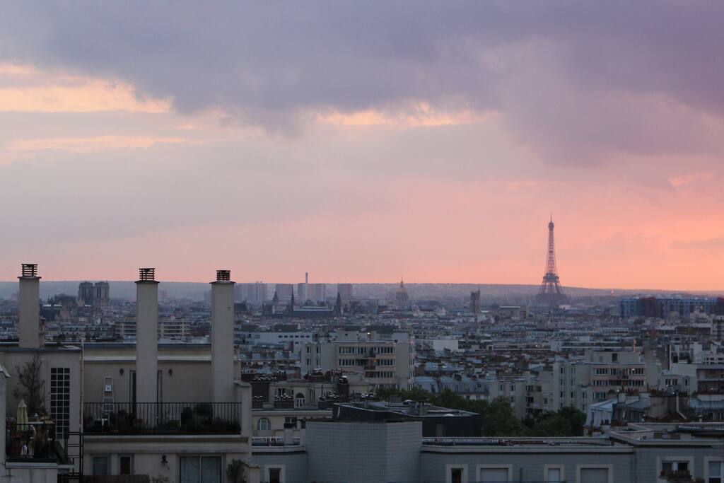 Chambre avec balcon vue sur Père Lachaise et Paris - 파리의 아파트에서 살아보기, Île-de-France, 프랑스