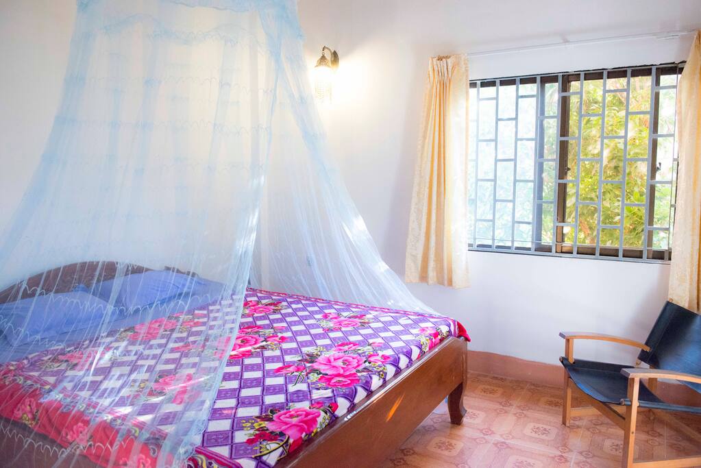 Bedroom 3 with fan