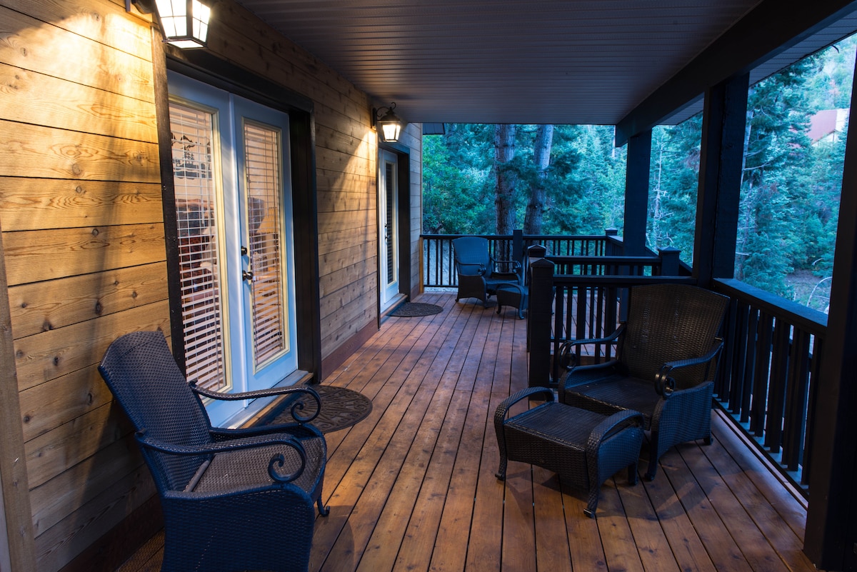 Midway Mountain Cabin