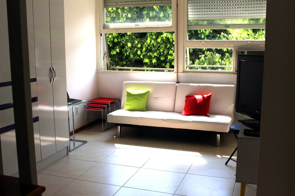 sala com sofá-cama
