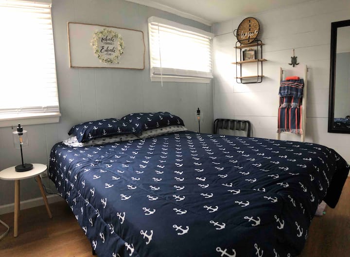 Celoron Holiday Rentals & Homes New York, United States Airbnb