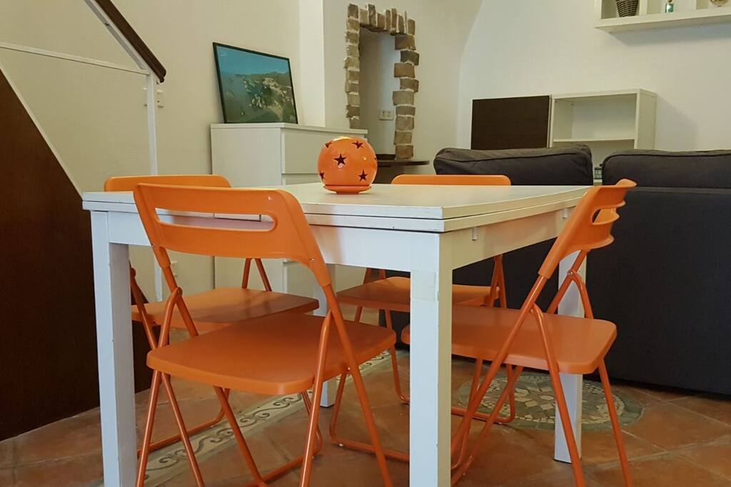 Tavolo da pranzo