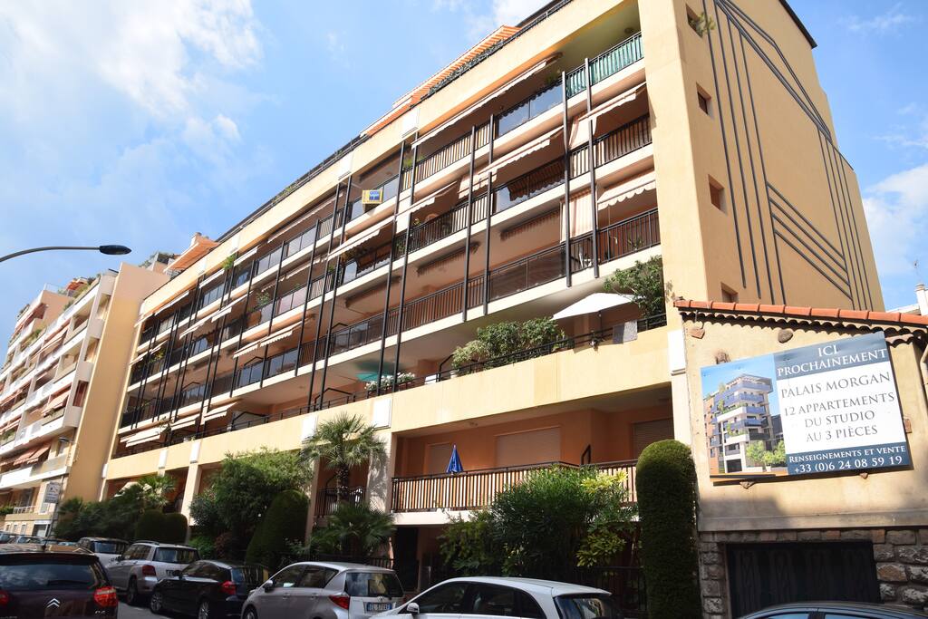 facciata principale del palazzo