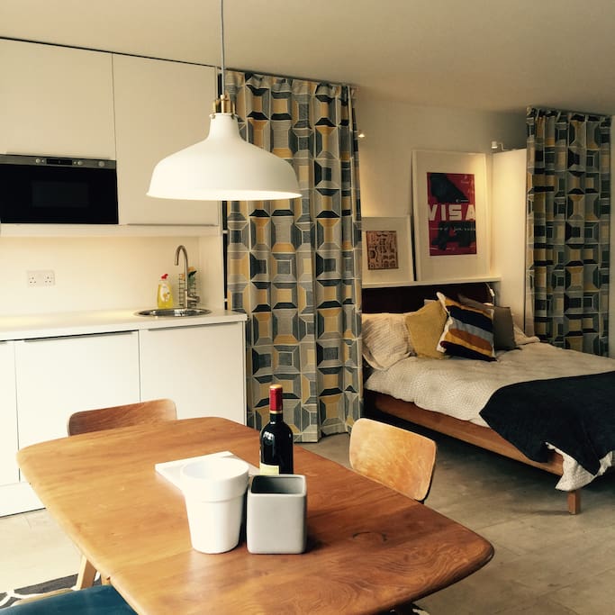 Kitchen and dining table