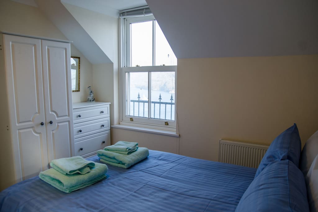 Double ensuite bedroom with view