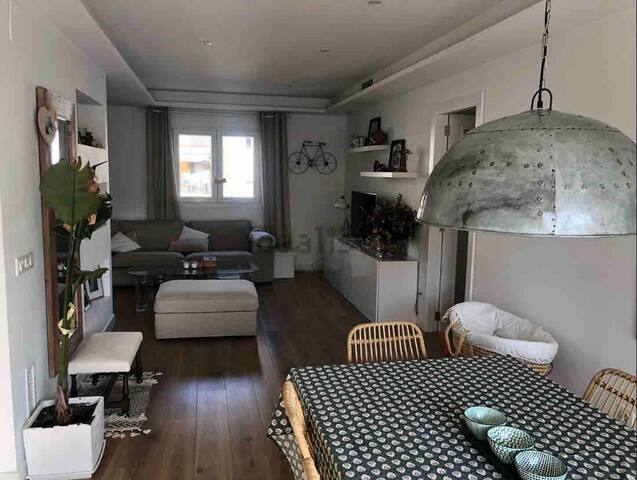 Big Terrasse Penthouse 10min from the Beach gallery image 5