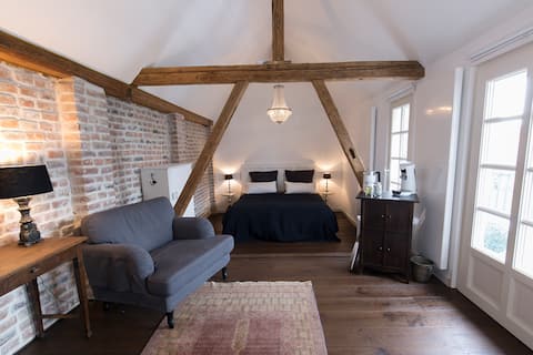 Room 68 - Design Loft near Frankfurt