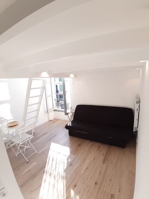 new hyper central studio