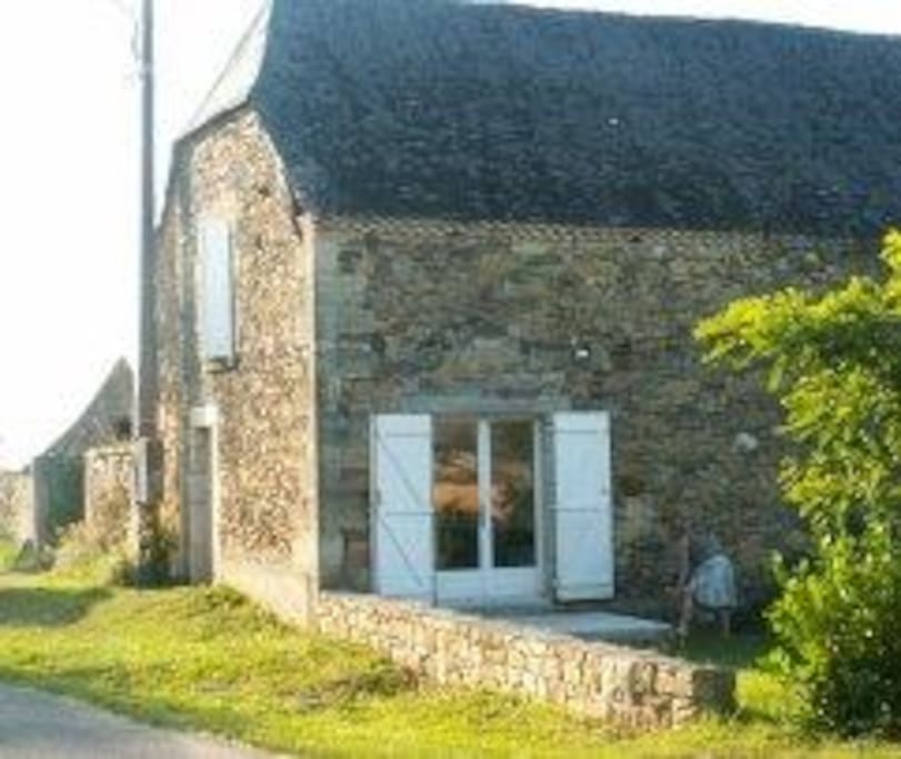 porte fenêtre de la pièce à vivre
