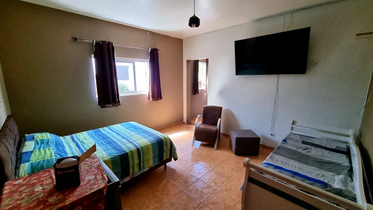 Smart TV 60' com Netflix e GloboPlay