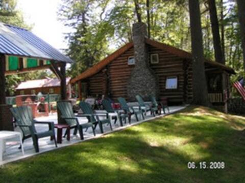 CAMP HAPPY OURS ON WHITE LAKE