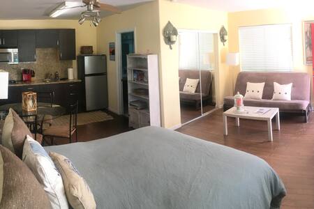 Pacific Beach Fun Surf Bike Cottage