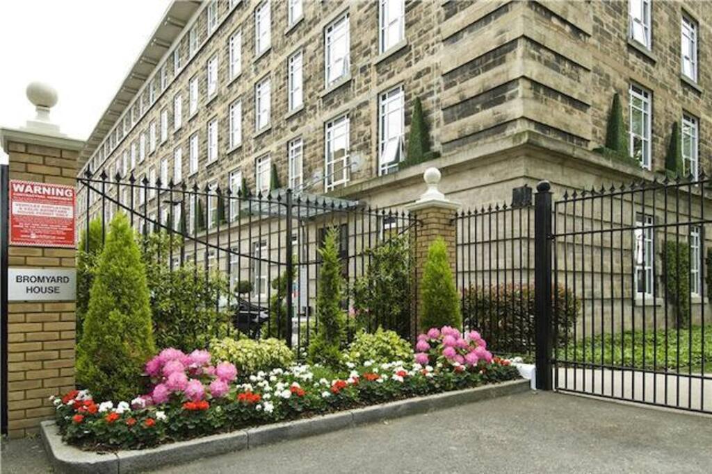 Block Entrance