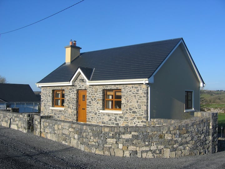 Roadside Cottage The Burren Kilfenora Co Clare Irl