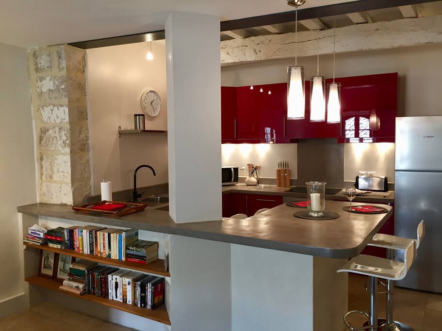 Fully equipped kitchen