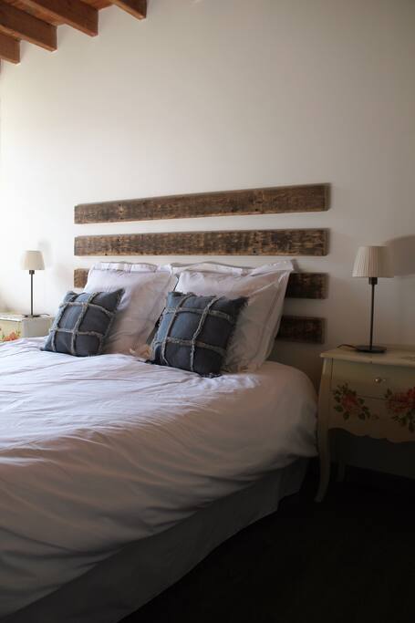 comfortabel tweepersoons bed