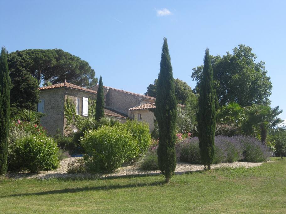 Notre propriété à proximité du "gite du lavoir"
