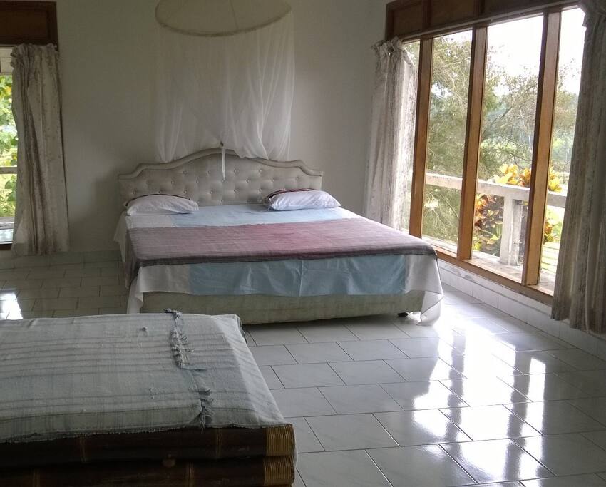 Twin Bed