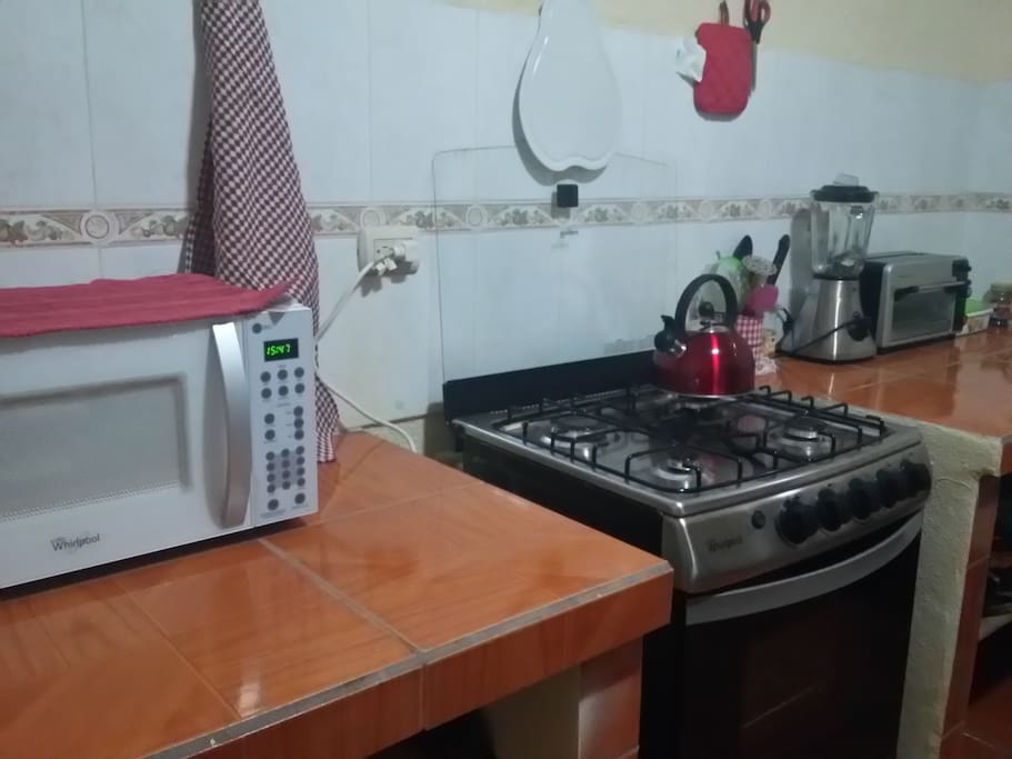 La cocina está totalmente equipada