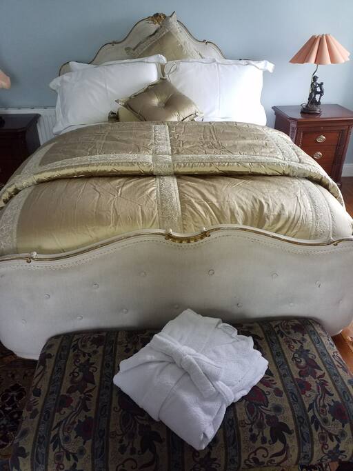 Enjoy a restful night's sleep in luxurious linen
