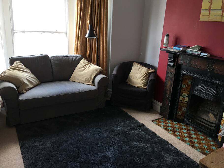 ''The room is clean, comfy, and quiet. Pauline is probably the nicest person you'll ever met in Swansea'' Zaki Feb 2017