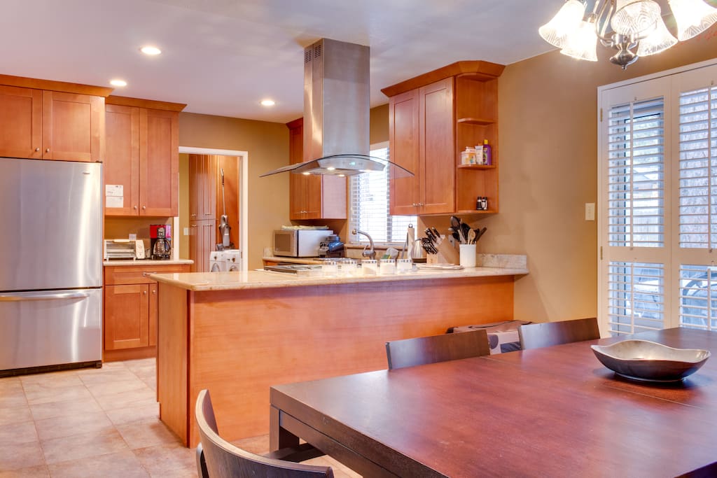 Kitchen and dining room