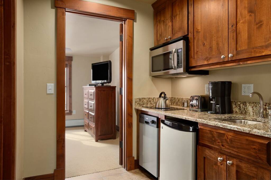 Kitchenette