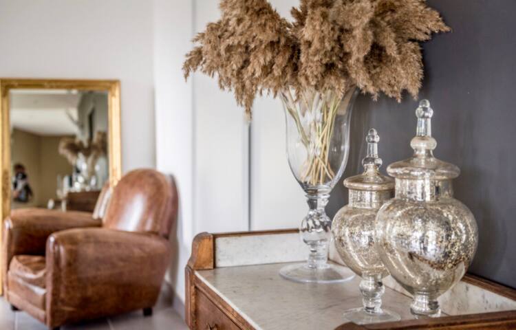 « La Pignada » villa avec piscine au cœur des pins gallery image 4