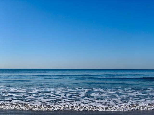 Incredible Beach House -Spectacular Ocean View! gallery image 2