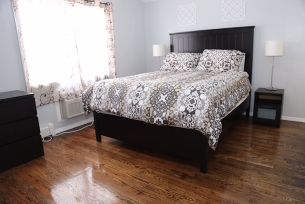 Master Suite w/bathroom