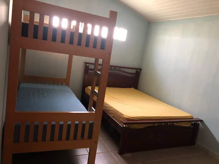habitación 5 casa 2