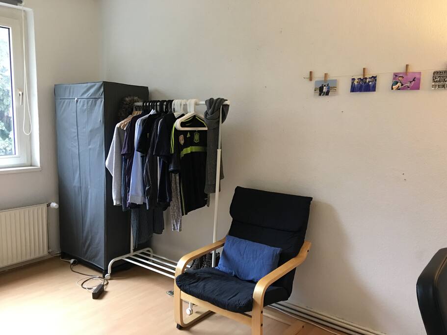Das Zimmer /The Room