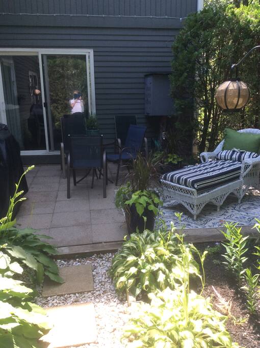 Relax in the garden with your coffee.