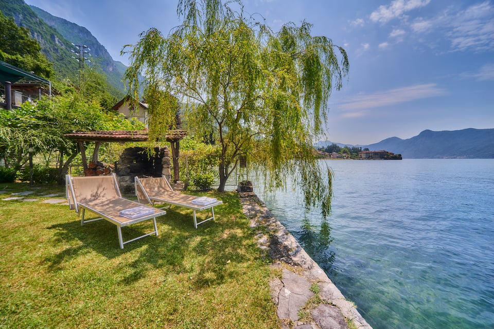 A garden cottage on the shore of Lake Como, Lierna, Lombardy, Italy, photo 7 of 10