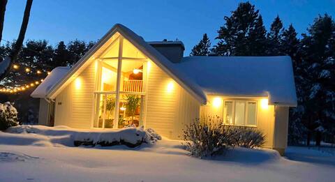 Agathe’s Cottage, safe haven only 1h from Montreal