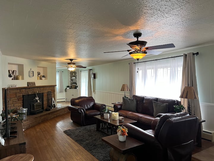 2min From Rt66-hot Tub + Bocceball Court + Firepit - ウィリアムズ, AZ