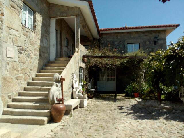 Casas Solar da Torre 1 – histórica para Férias gallery image 2