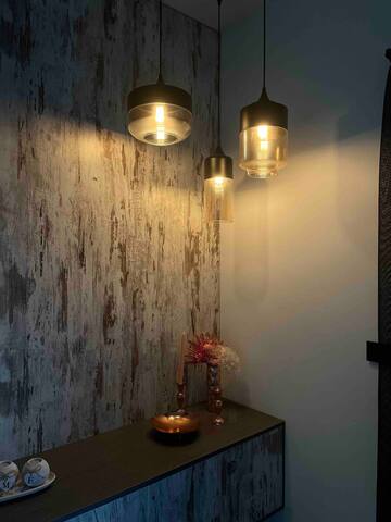 Melbourne cup, modern huge townhouse gallery image 3