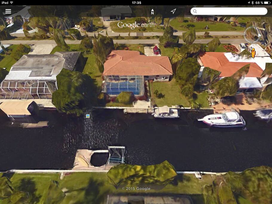 The house on a canal